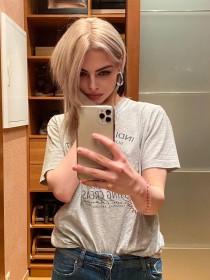 Vogue B bust size